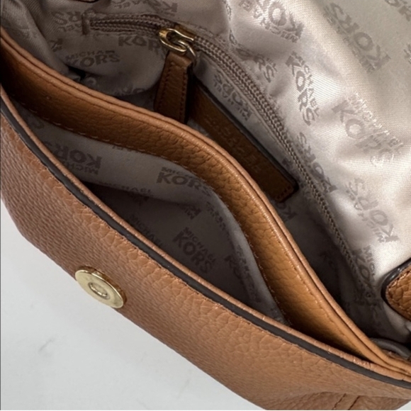 Michael KORS  Tan Leather Crossbody Bag - Picture 4 of 6
